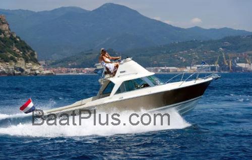 Bertram 25 Spesifikasjoner og anmeldelser